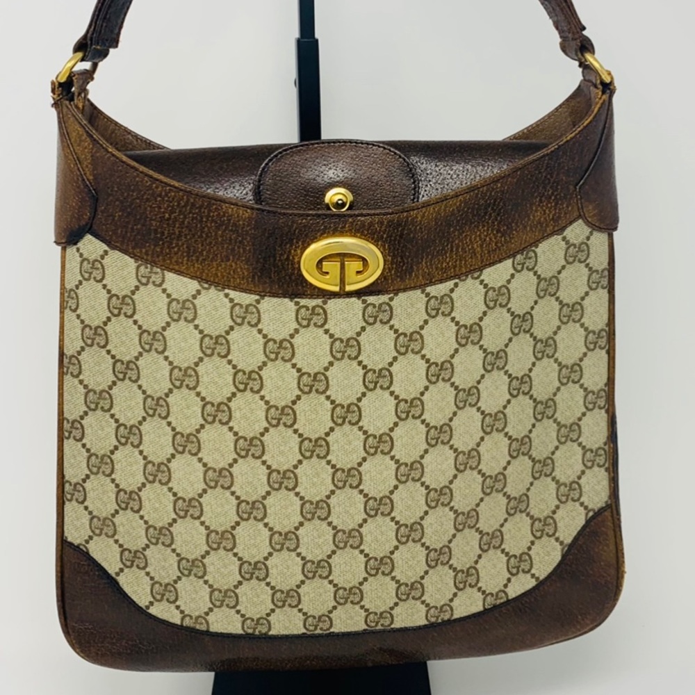 GUCCI AUTHENTIC VINTAGE MONOGRAMMED PURSE